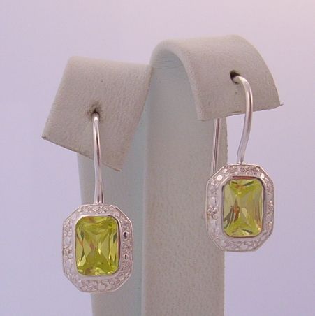 STERLING SILVER 8mm X 6mm EMERALD CUT PERIDOT GREEN CZ HOOK EARRINGS