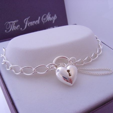7g STERLING SILVER CURB 13mm PADLOCK BRACELET 19cm