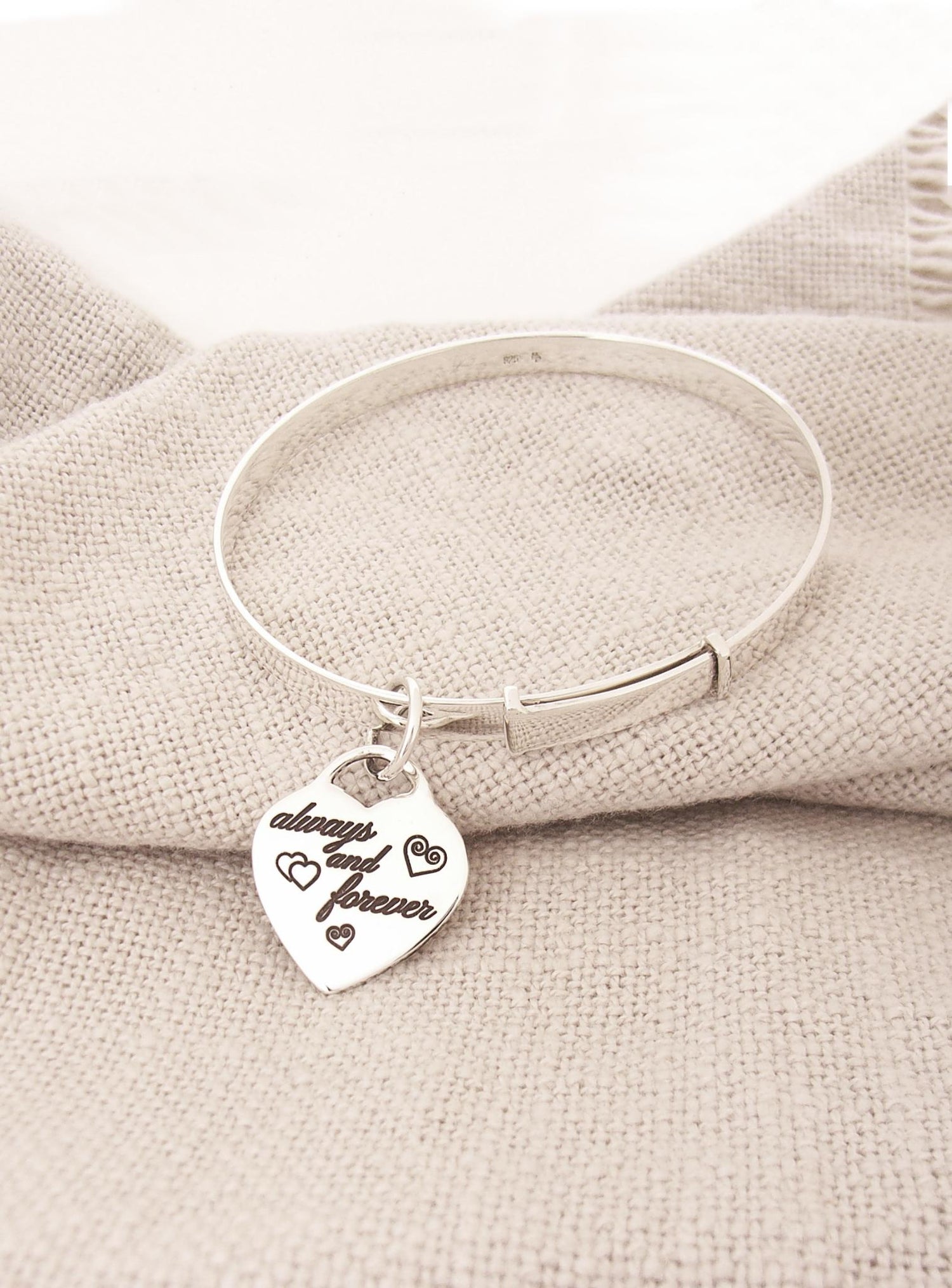5mm Flat Sterling Silver Expandable Bangle With 19mm Love Heart Charm