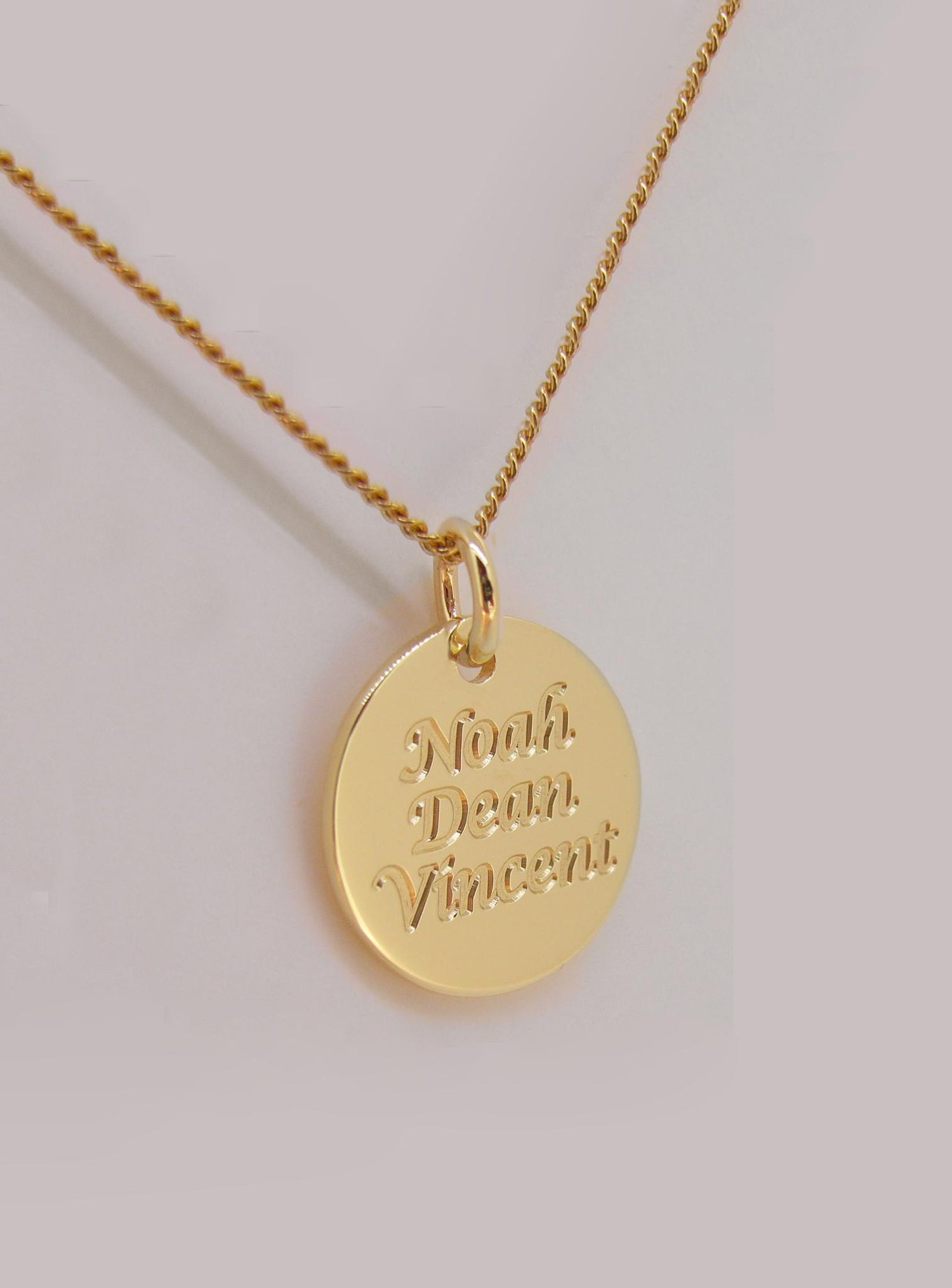 9ct Yellow Gold 16mm Personalised Circle Pendant