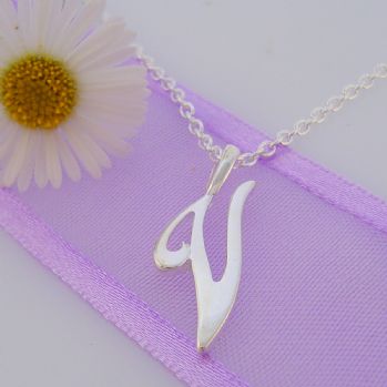ALPHABET INITIAL CHARM STERLING SILVER 45CM NECKLACE LETTER V -NLET_SS_HR2992V