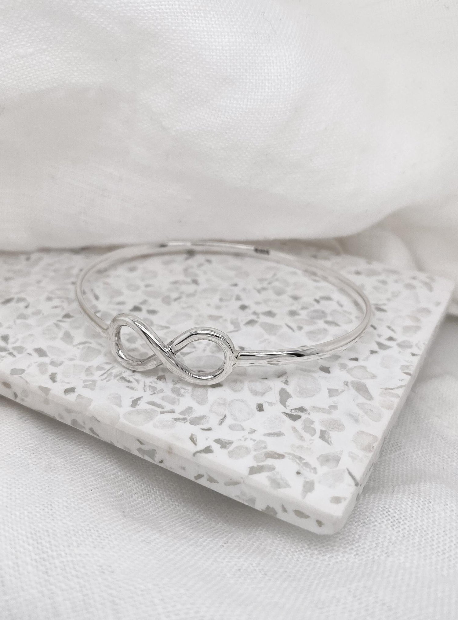 Sterling Silver Never Ending Love Infinity Symbol Design Forever Bangle