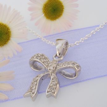 PASTICHE STERLING SILVER PAVE CZ 18mm BOW DESIGN PENDANT NECKLACE -P795CZ