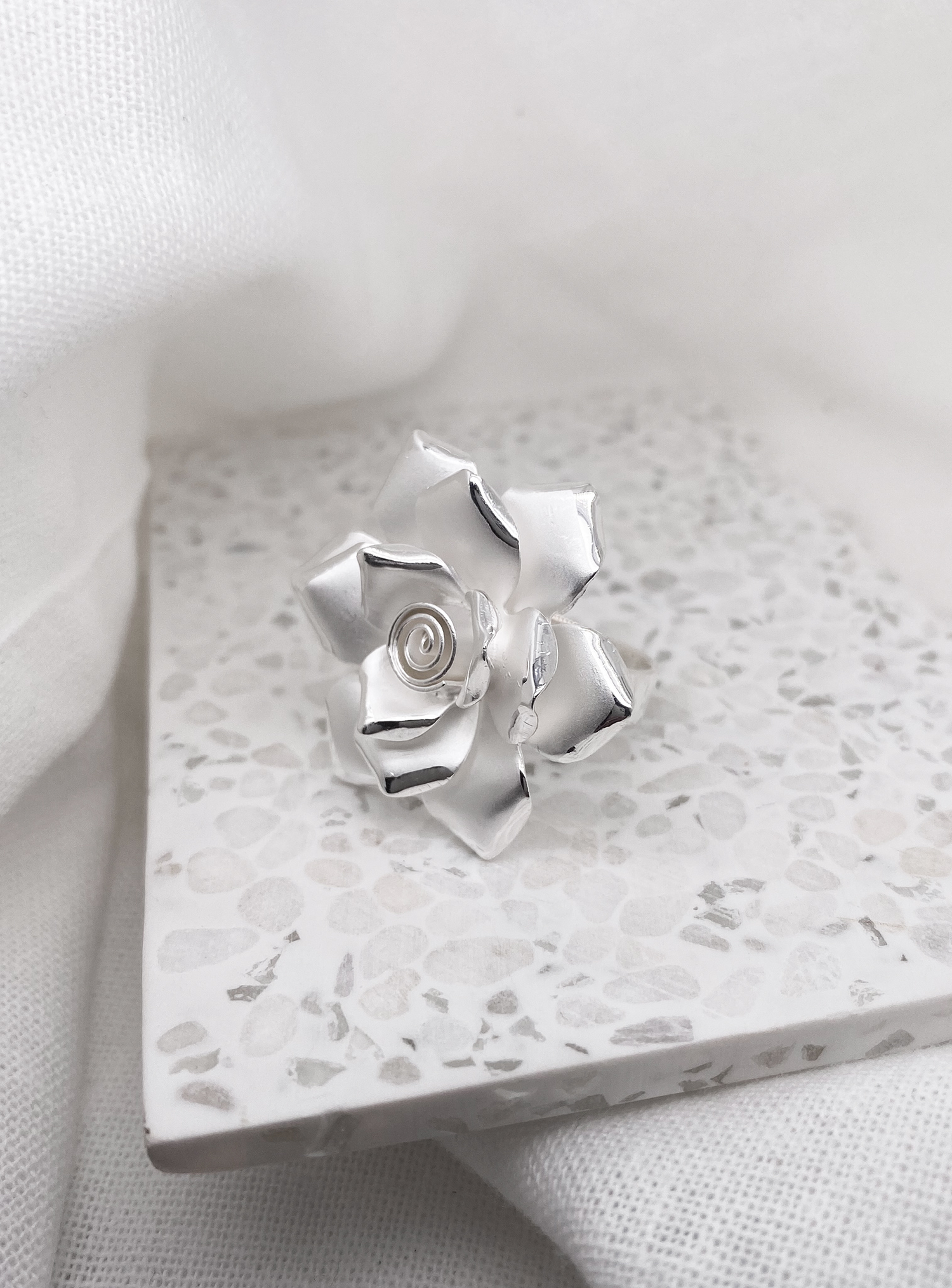 Sterling Silver Old Country Rose Ring Size R