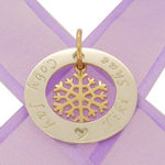 28mm CIRCLE OF LIFE PERSONALISED FAMILY NAME PENDANT & 9CT GOLD 15mm SNOWFLAKE CHARM -28mm-KB92-9y