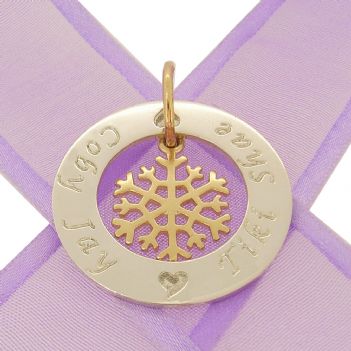 28mm CIRCLE OF LIFE PERSONALISED FAMILY NAME PENDANT & 9CT GOLD 15mm SNOWFLAKE CHARM -28mm-KB92-9y