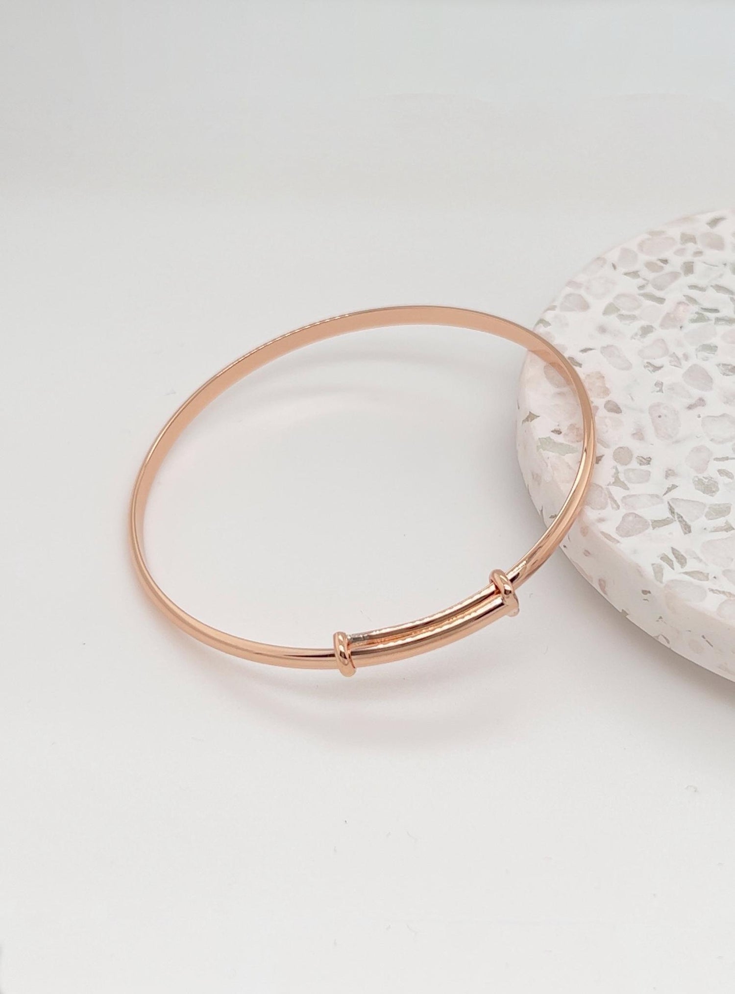 Low Half Round 3mm Expandable Bangle in 9ct Rose Gold