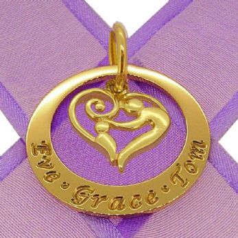 9CT GOLD 29mm CIRCLE OF LIFE MOTHER BABY LOVE HEART PERSONALISED FAMILY NAME PENDANT