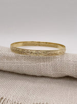 Filigree Embossed 5mm Bangle in 9ct Gold