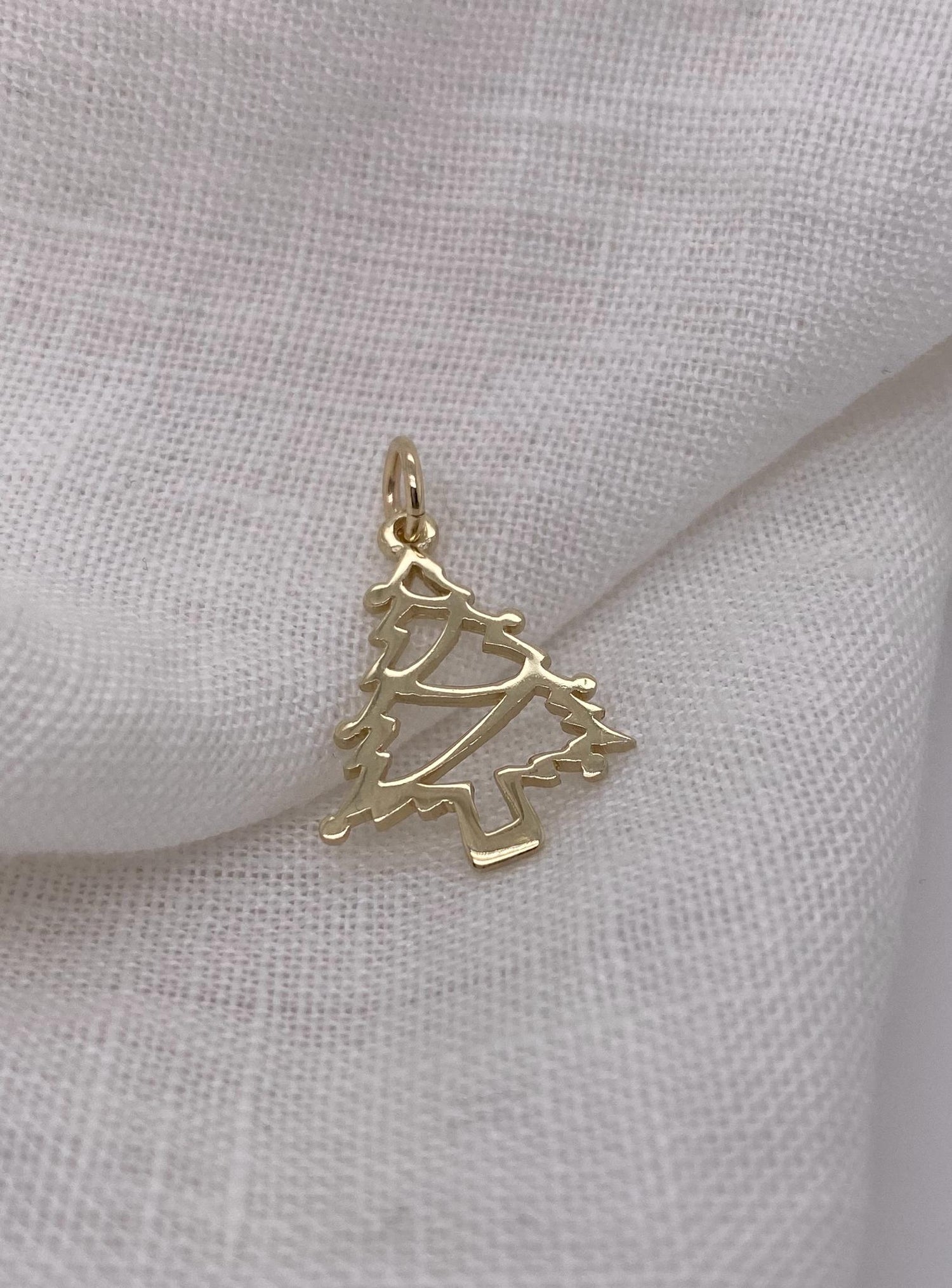 Christmas Tree Charm in 9ct Gold