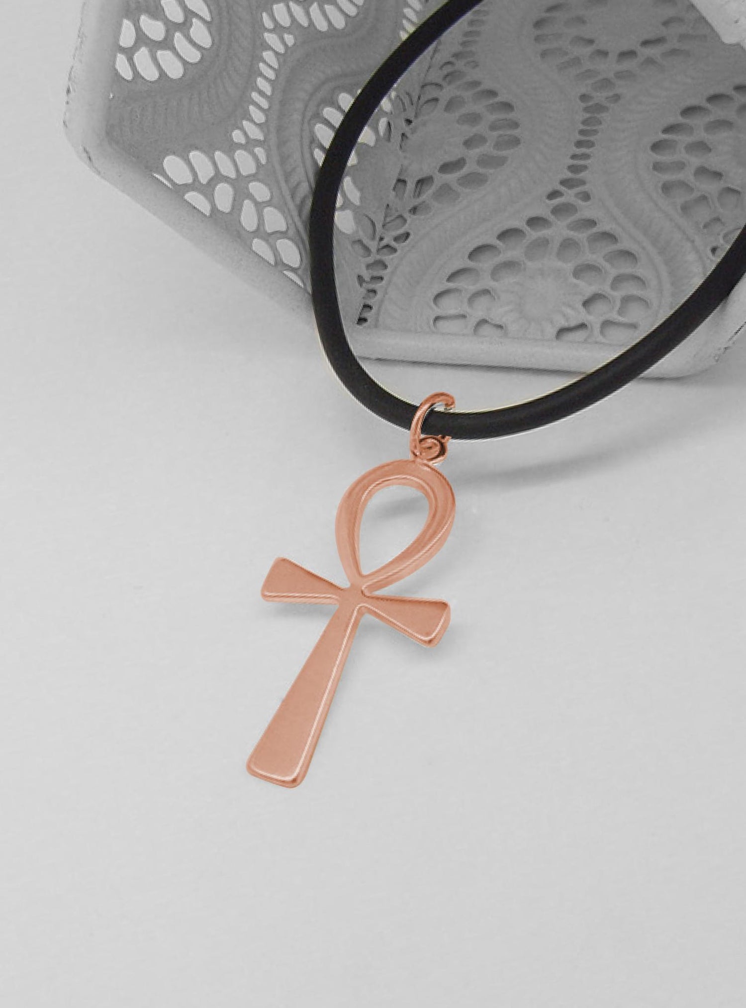Large Egyptian Ankh Cross Pendant Necklace in 9ct Rose Gold