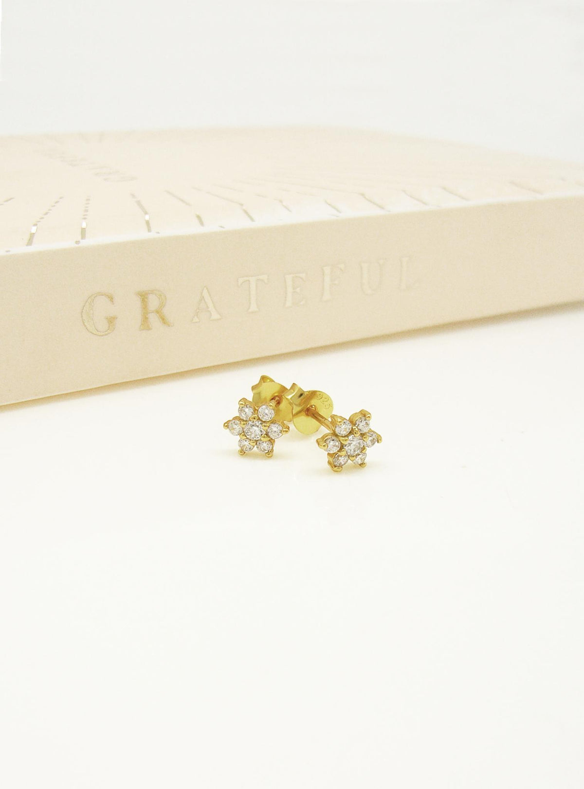 Gorgeous Flower Cluster CZ Charm Stud Earrings in Gold
