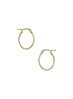 Dakota 15mm Simple Oval Hoop Earrings in Gold