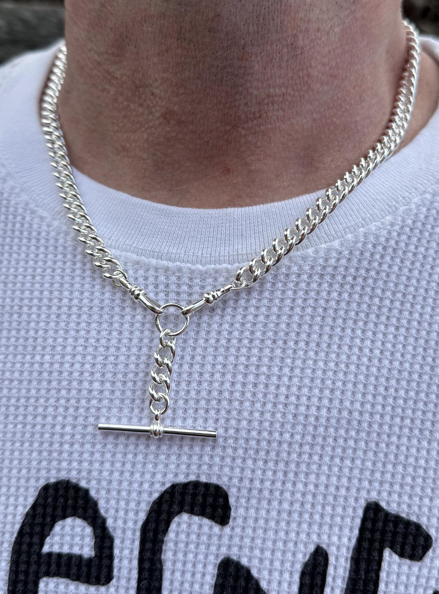 Unisex Tbar Fob 7mm Curb Chain Necklace in Sterling Silver