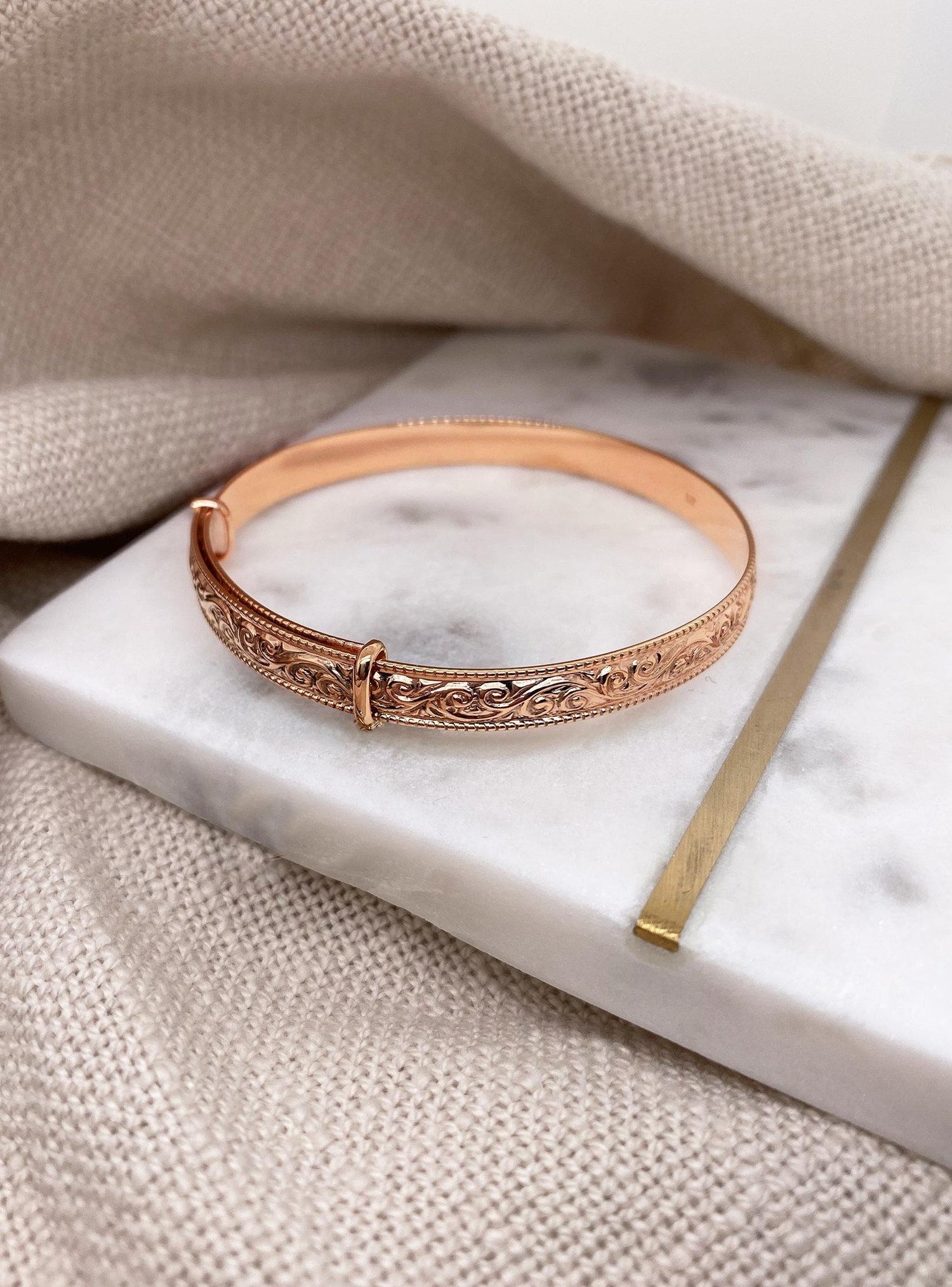 Expanding Filigree Embossed 6mm Bangle All Sizes in 9ct Rose Gold