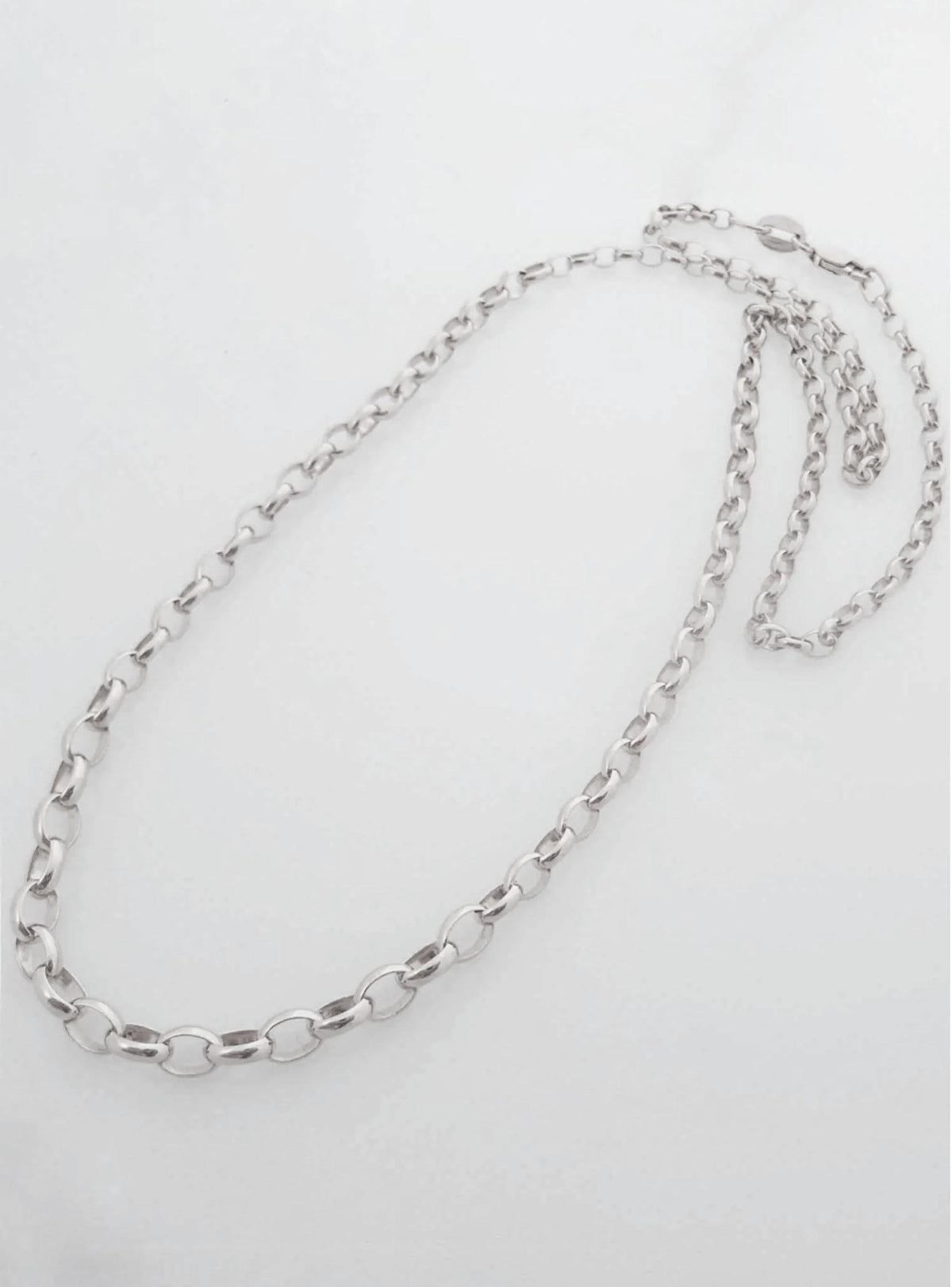Graduated Oval Belcher Necklace Chain in Sterling Silver